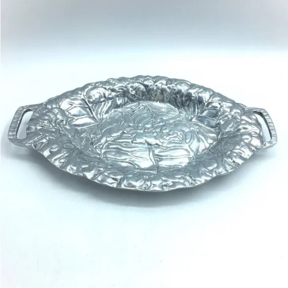 ELEGANT OVAL PEWTER BUNNY PLATTER WITH HANDLES